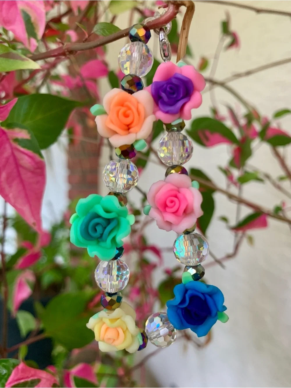 Flowery Bracelet Prism-Like Eye-Dazzling 96 Facet Beads Adds To Your Charisma!